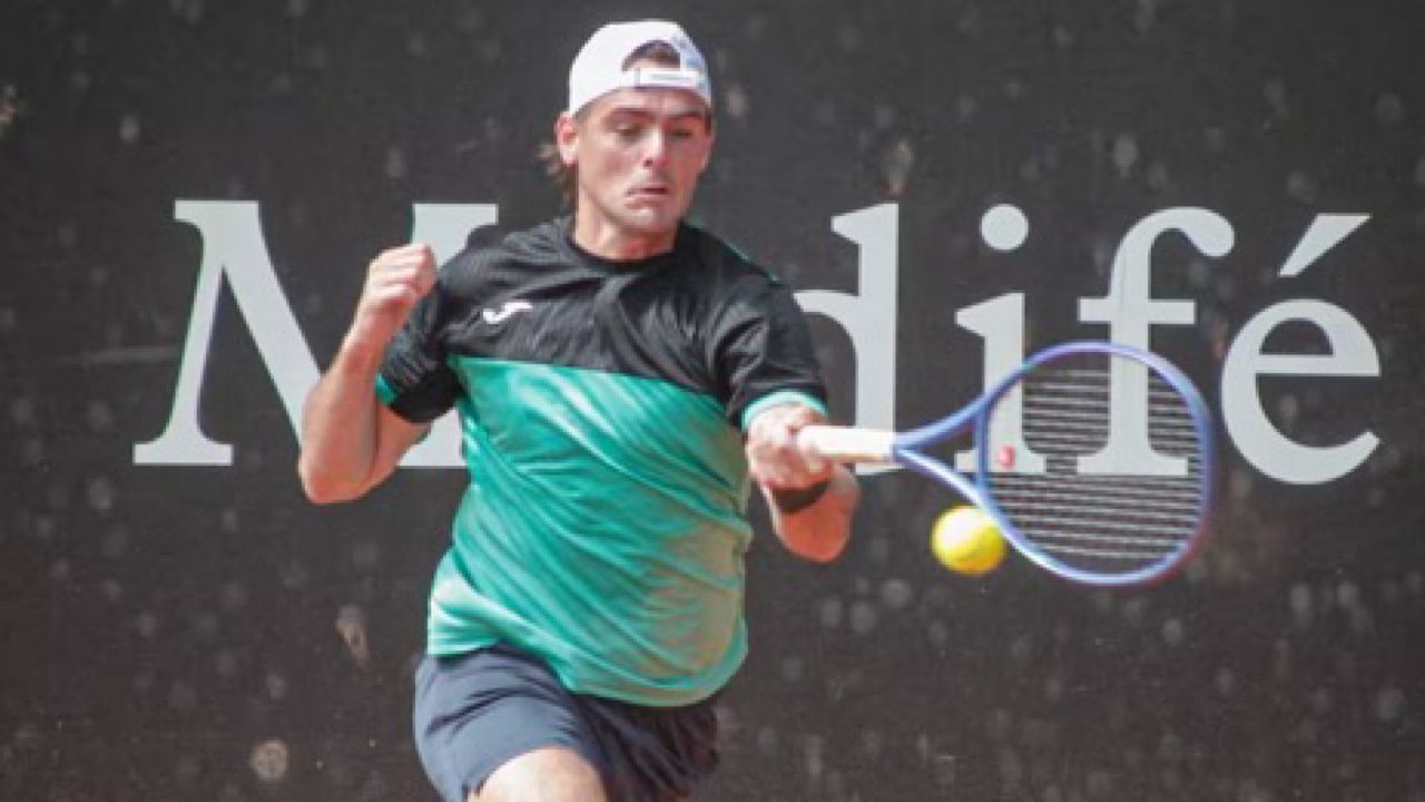 إيقاف لاعب أرجنتيني 7 سنوات بسبب التلاعب بنتائج المباريات