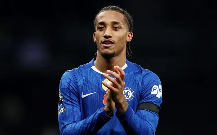 جواو بيدرو يقود ريمونتادا تشيلسي بــ”هاتريك“ تاريخي أمام أستون فيلا