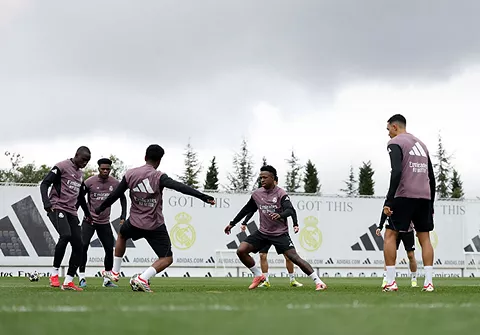 ريال مدريد يواصل استعداداته لمواجهة مانشستر سيتي في دوري أبطال أوروبا