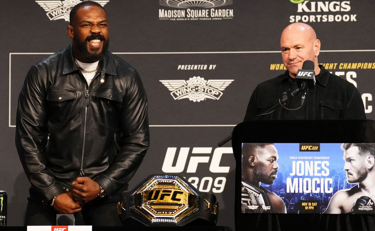 دانا وايت يحسم الجدل: جون جونز لم يكن خيارًا للنزال في عرض البيت الأبيض