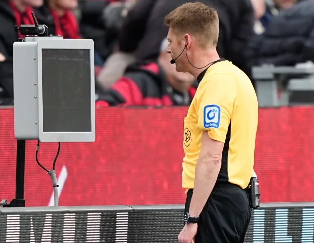 تعادل درامي بين بايرن ميونخ وليفركوزن وتقنية الفيديو تحرم الفريقين من أهداف قاتلة