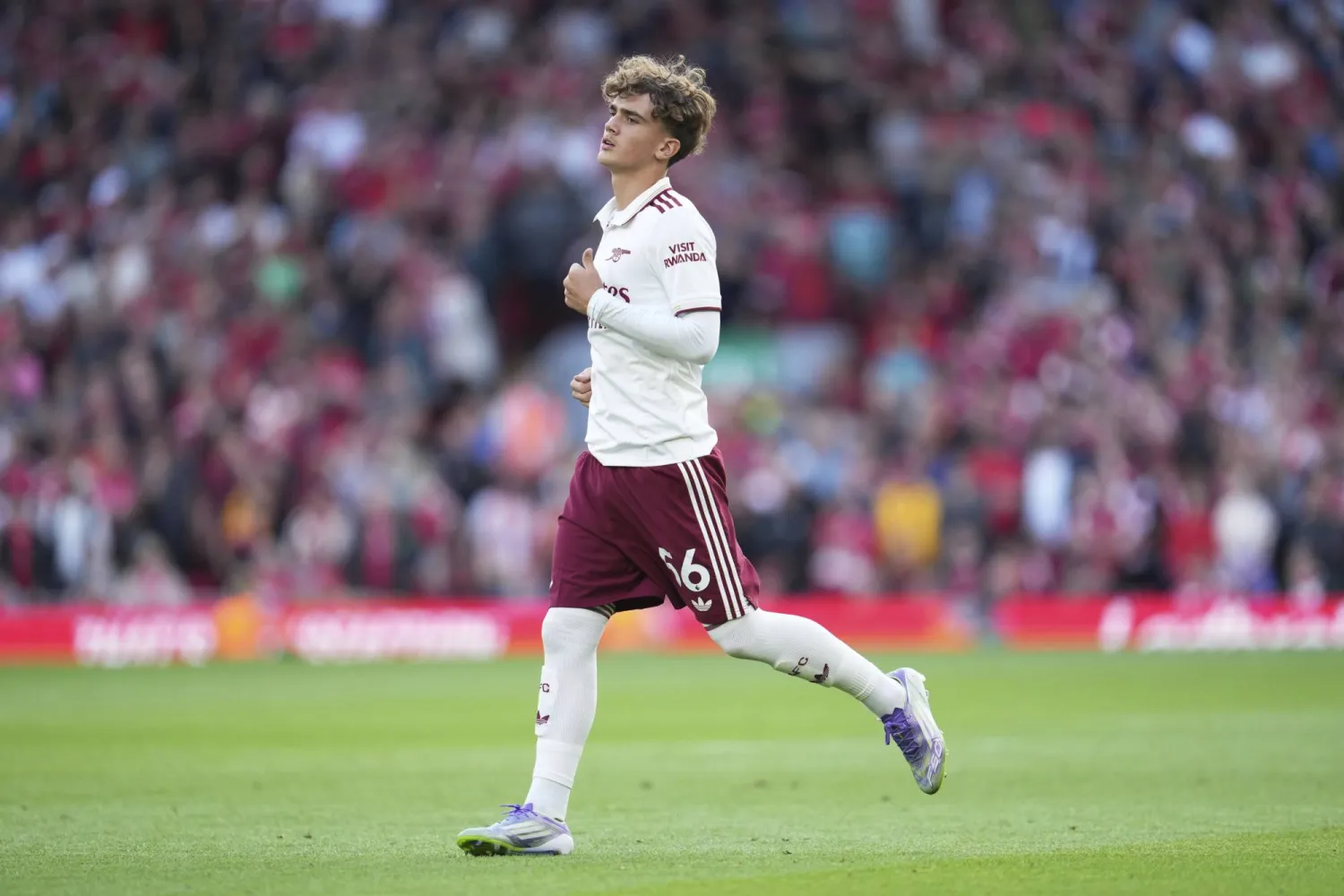 واين روني: ماكس داومان قد يضطر لإعطاء الأولوية لدراسته رغم صعوده المبهر مع أرسنال