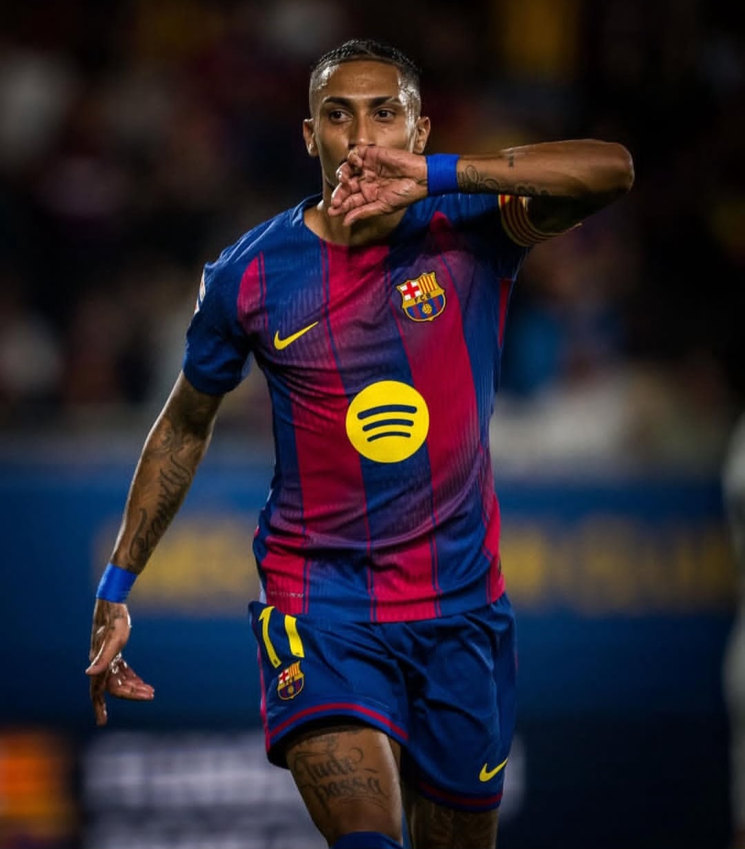 رافينيا: جماهير ”كامب نو“  تمنح برشلونة قوة إضافية