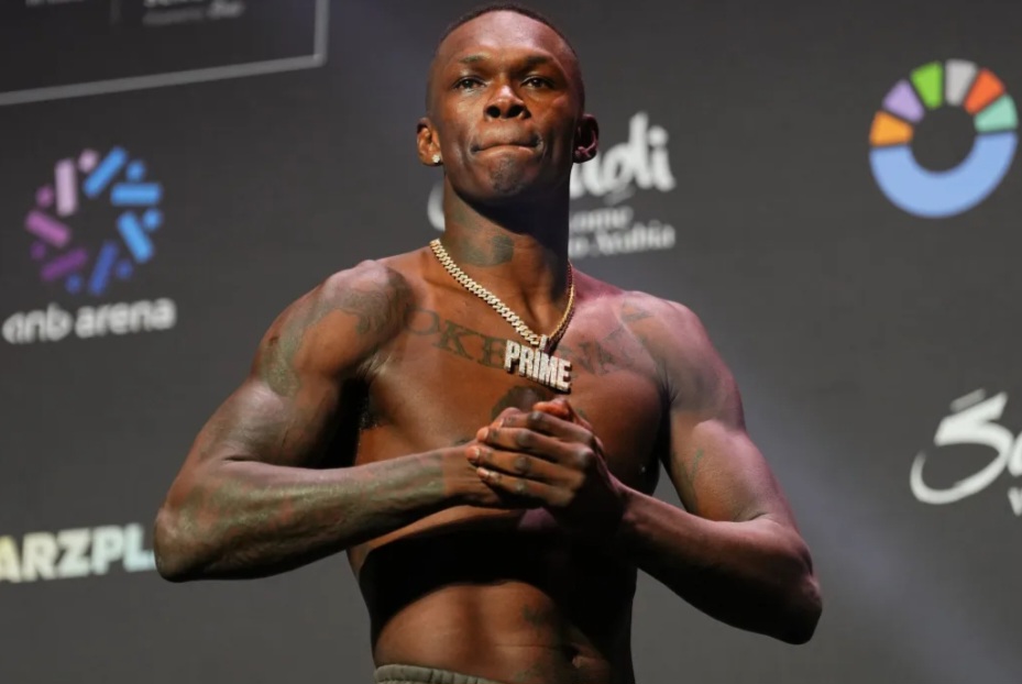 بيفر يثير الجدل: أديسانيا الأفضل في تاريخ الوزن المتوسط.. متفوقًا على سيلفا