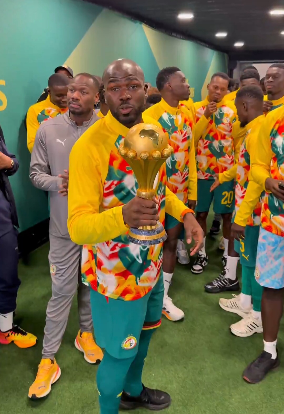 السنغال تتمسك بلقبها القاري رغم قرار سحبه.. رسالة قوية في مباراة بيرو