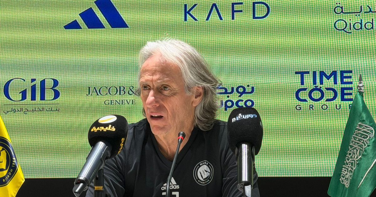 جيسوس يوضح موقفه من تدريب المنتخب السعودي ويؤكد: تركيزي مع النصر