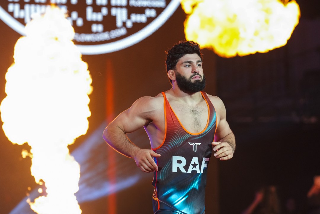 تساروكيان يواجه أسطورة UFC يوراياه فابر في نزال استعراضي مرتقب