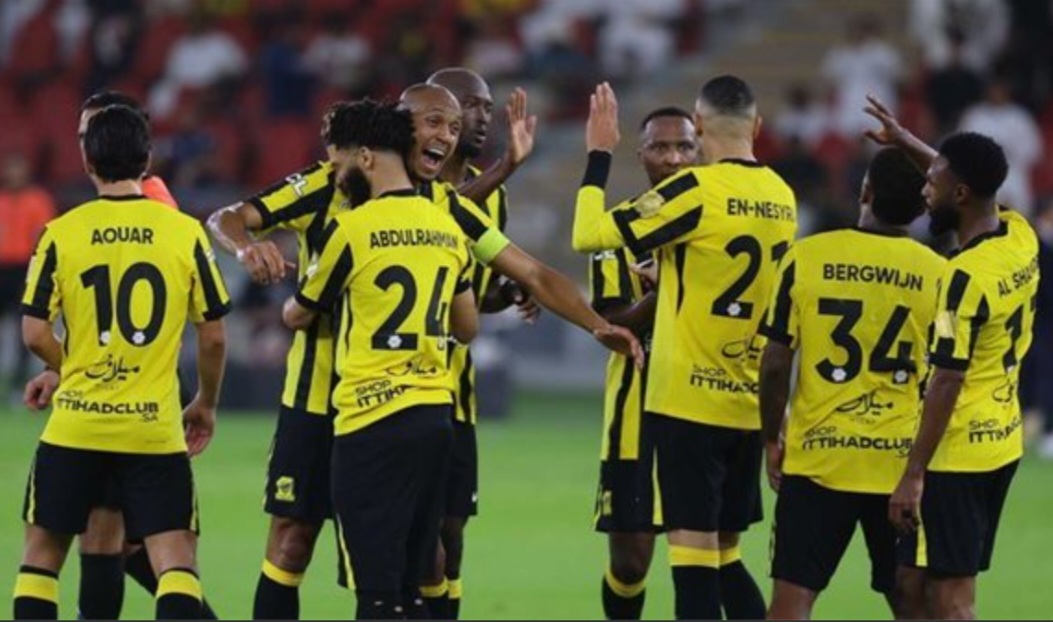 اتحاد جدة يخطف فوزًا مثيرًا أمام الحزم رغم النقص العددي