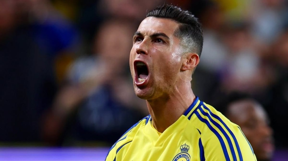 دونجا يشعل غضب رونالدو في مواجهة النصر والنجمة