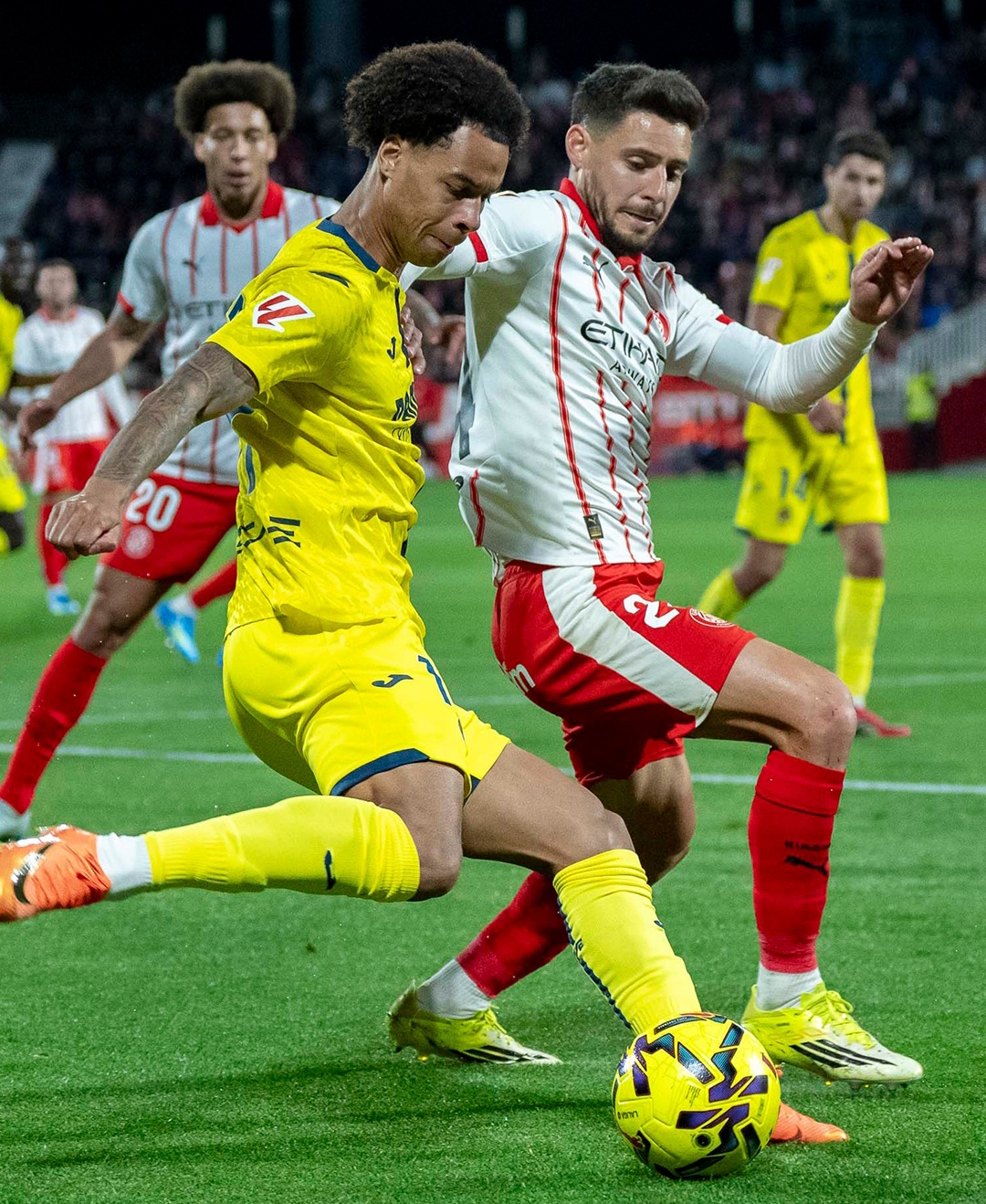 هدف عكسي يُسقط فياريال لأول مرة في ملعب جيرونا