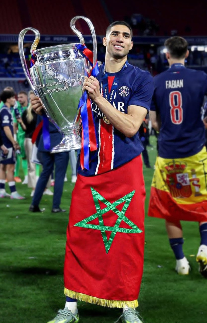 استبعاد أشرف حكيمي من جائزة مارك فيفيان فويه يثير الجدل