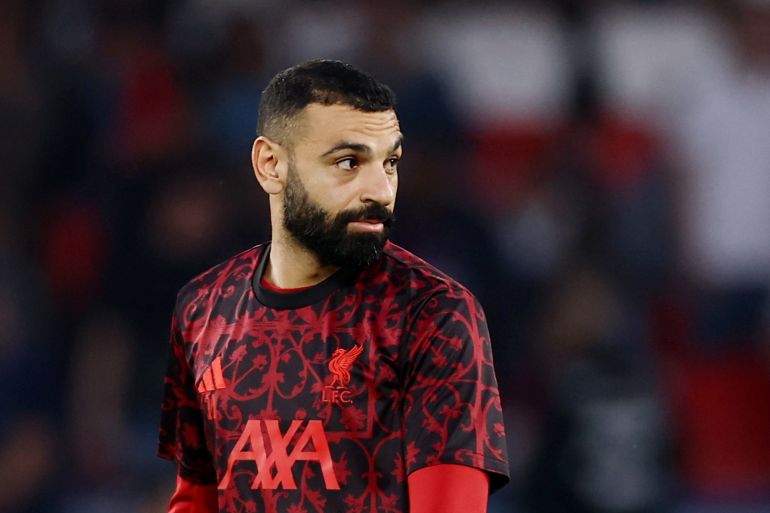 أزمة داخل ليفربول.. تقارير تهاجم محمد صلاح وتكشف توترًا متصاعدًا داخل غرفة الملابس