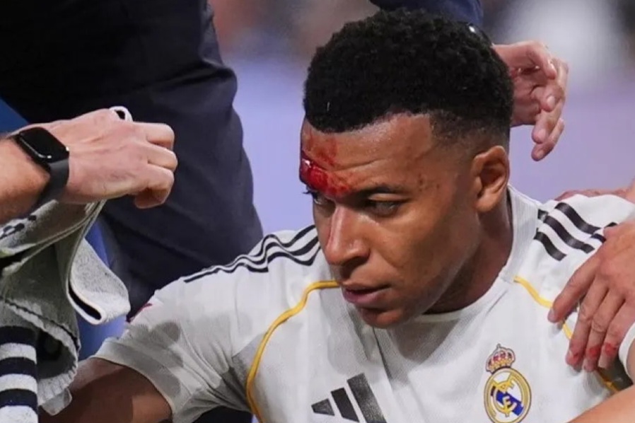 البرنابيو يشتعل تحكيميًا.. إصابة مبابي وVAR تحت المجهر