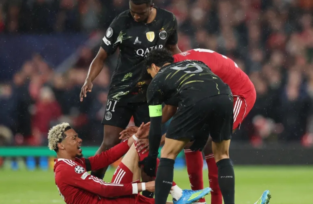 ضربة موجعة لليفربول.. إصابة أوجو إيكيتيكي بتمزق في وتر العرقوب وغيابه عن كأس العالم