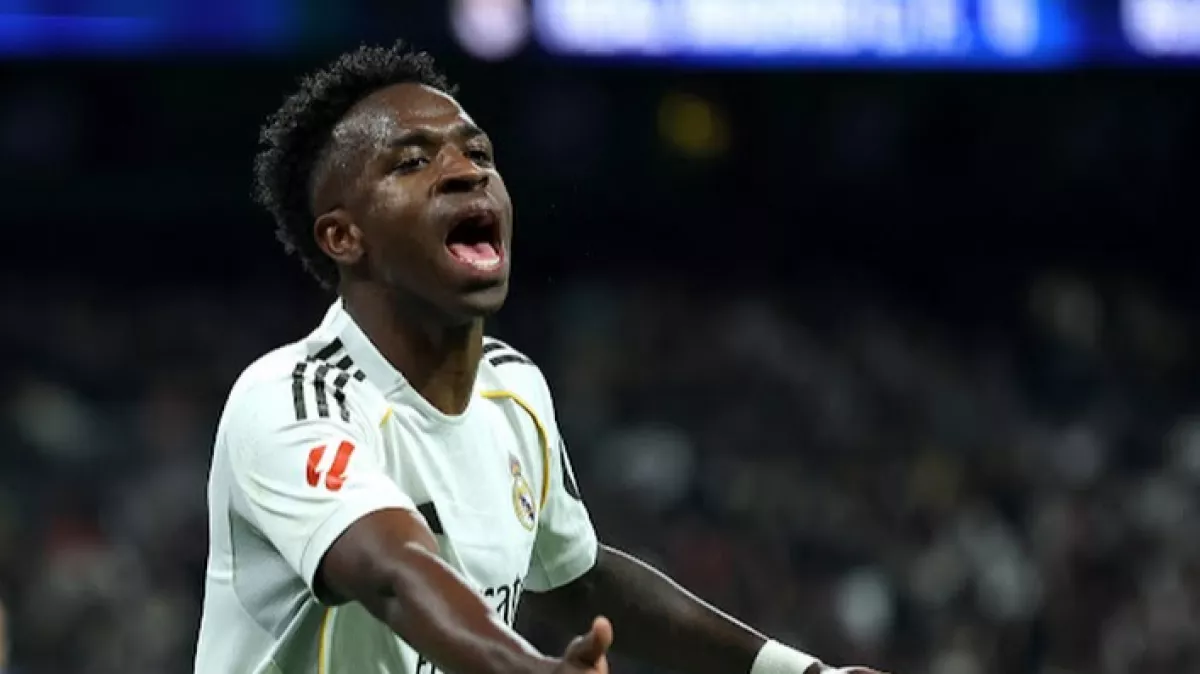 ريال مدريد يعود إلى البرنابيو تحت الضغط الجماهيري..وفينيسيوس في مرمى الانتقادات قبل مواجهة ألافيس