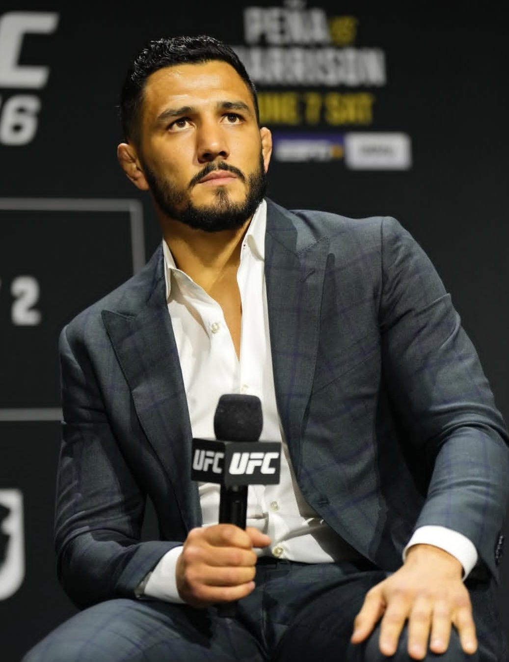 أيرون بيكو: “خسارتي في UFC كانت درسًا قاسيًا.. والضغط جعلني أفكر في كل شيء”