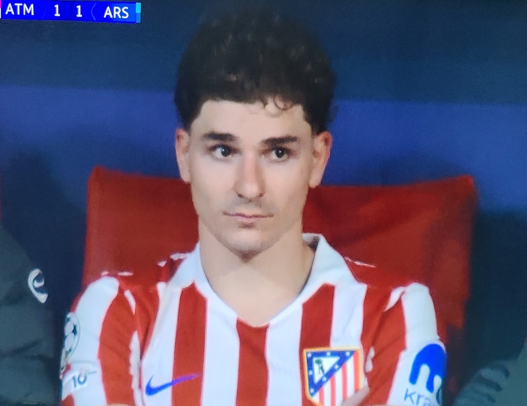 ضربة موجعة لـأتلتيكو مدريد قبل الإياب.. إصابة جوليان ألفاريز تقلق سيميوني