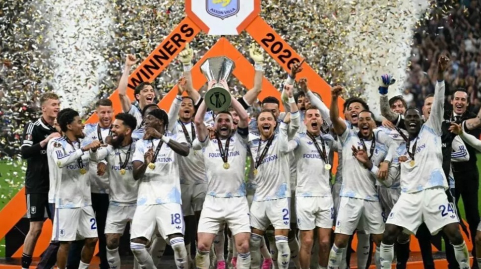 أستون فيلا يتوّج بالدوري الأوروبي بثلاثية في فرايبورغ ويكتب تاريخًا قاريًا جديدًا