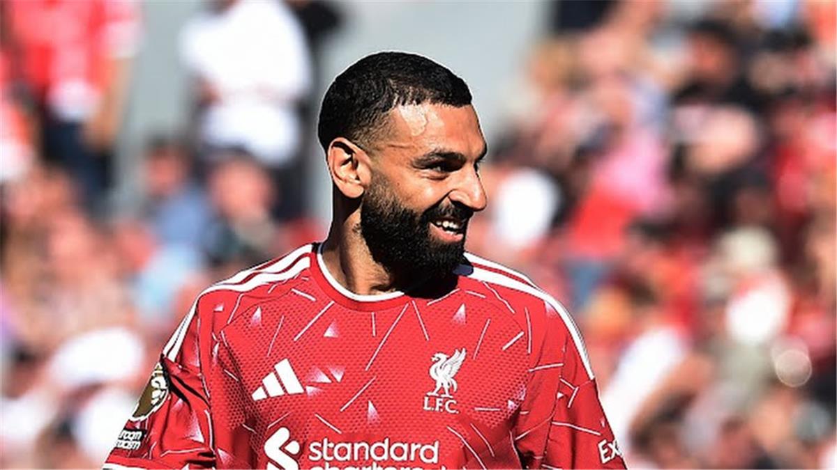 محمد صلاح يترك بصمته الأخيرة مع ليفربول بصناعة رائعة أمام برينتفورد