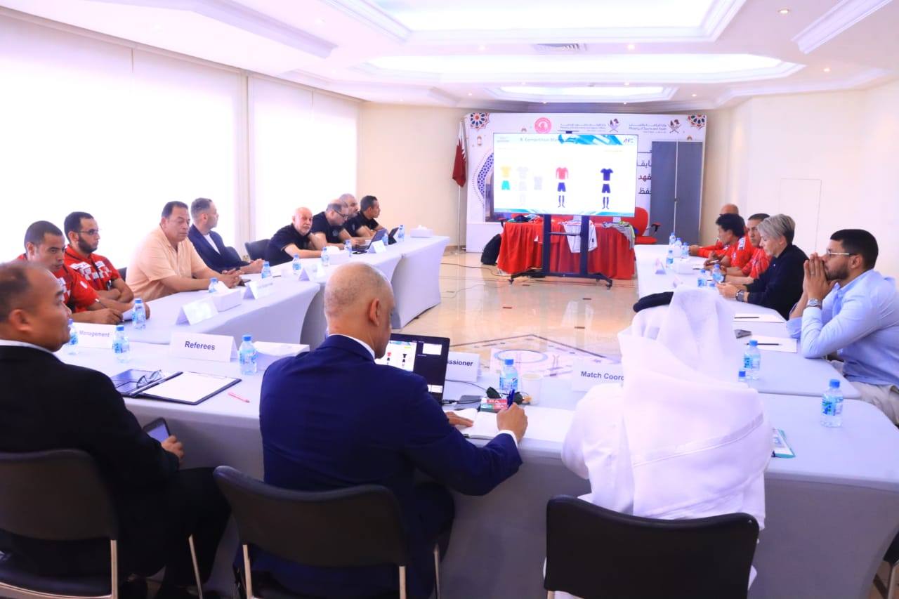 الأبيض لليمن والأحمر للبنان.. اعتماد الزي الرسمي قبل المواجهة المرتقبة في الدوحة