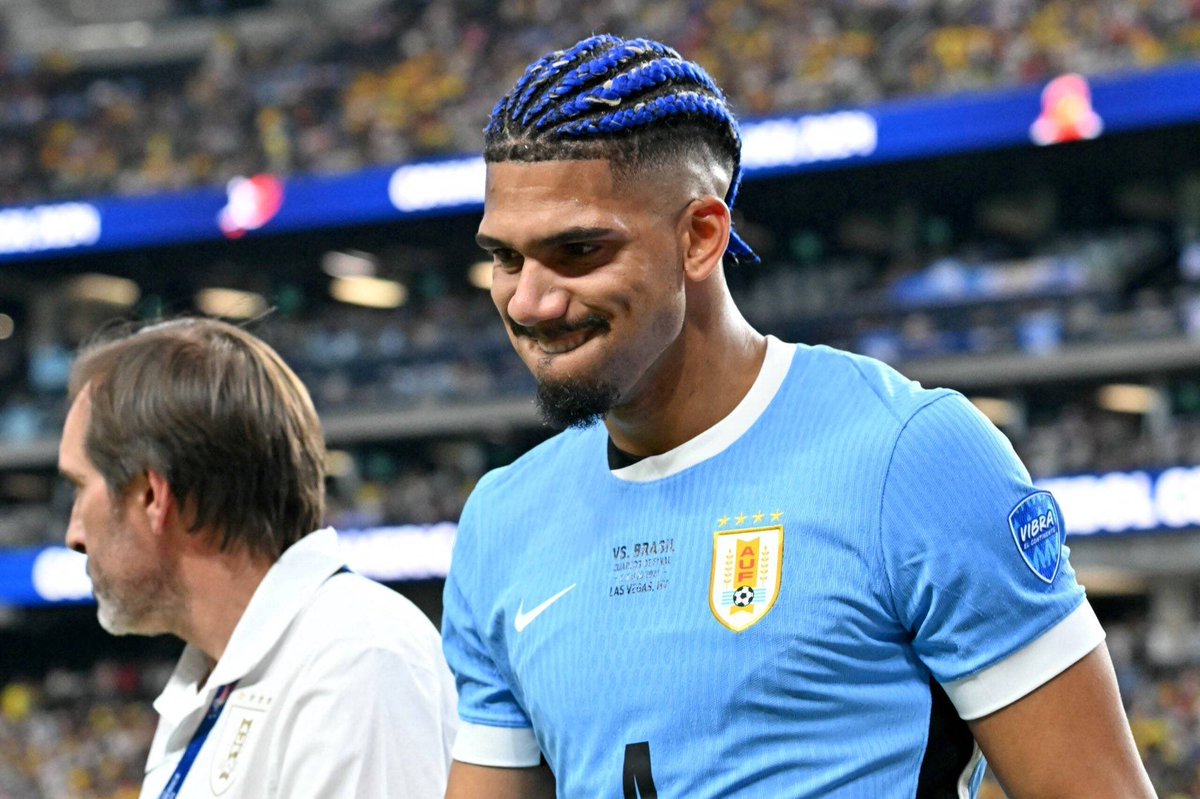 أراوخو يهدد خطط أوروجواي الدفاعية قبل افتتاح كأس العالم 2026