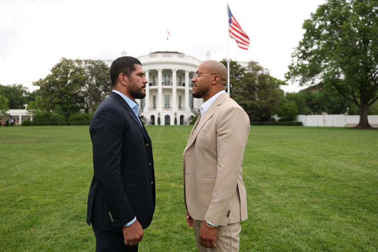 غان يلجأ إلى خصم بيريرا السابق استعدادًا لنزال UFC WHITE HOUSE.. ورد واثق من “بواتان”