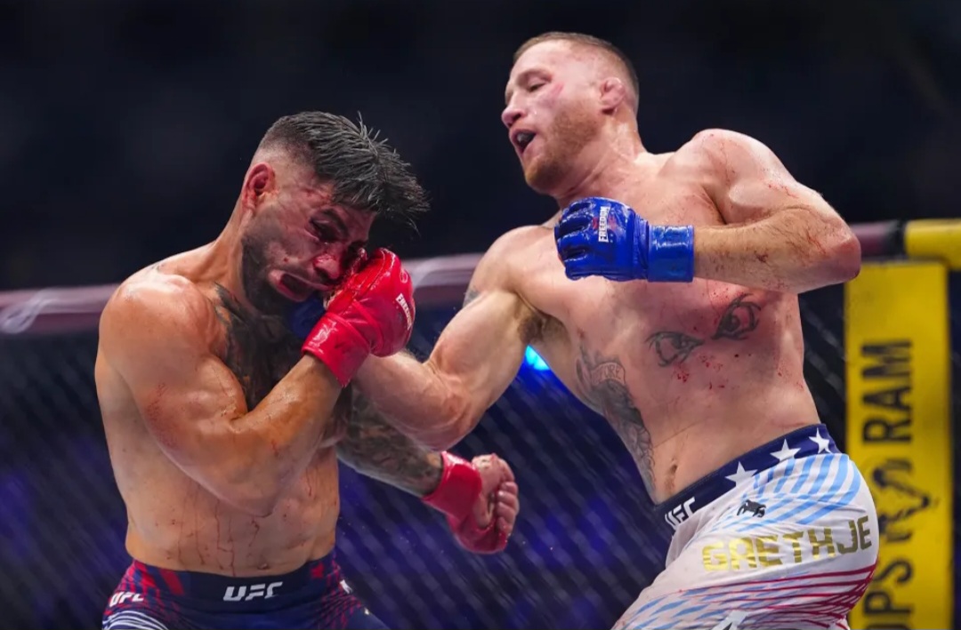 غيثجي يصنع التاريخ ويحطم توبوريا ويُنهي سلسلة انتصاراته.. بطل جديد للوزن الخفيف في UFC White House