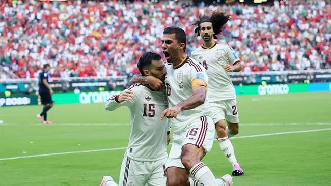 إسبانيا تحسم الصدارة بهدف بايينا وتُقصي أوروغواي من كأس العالم 2026