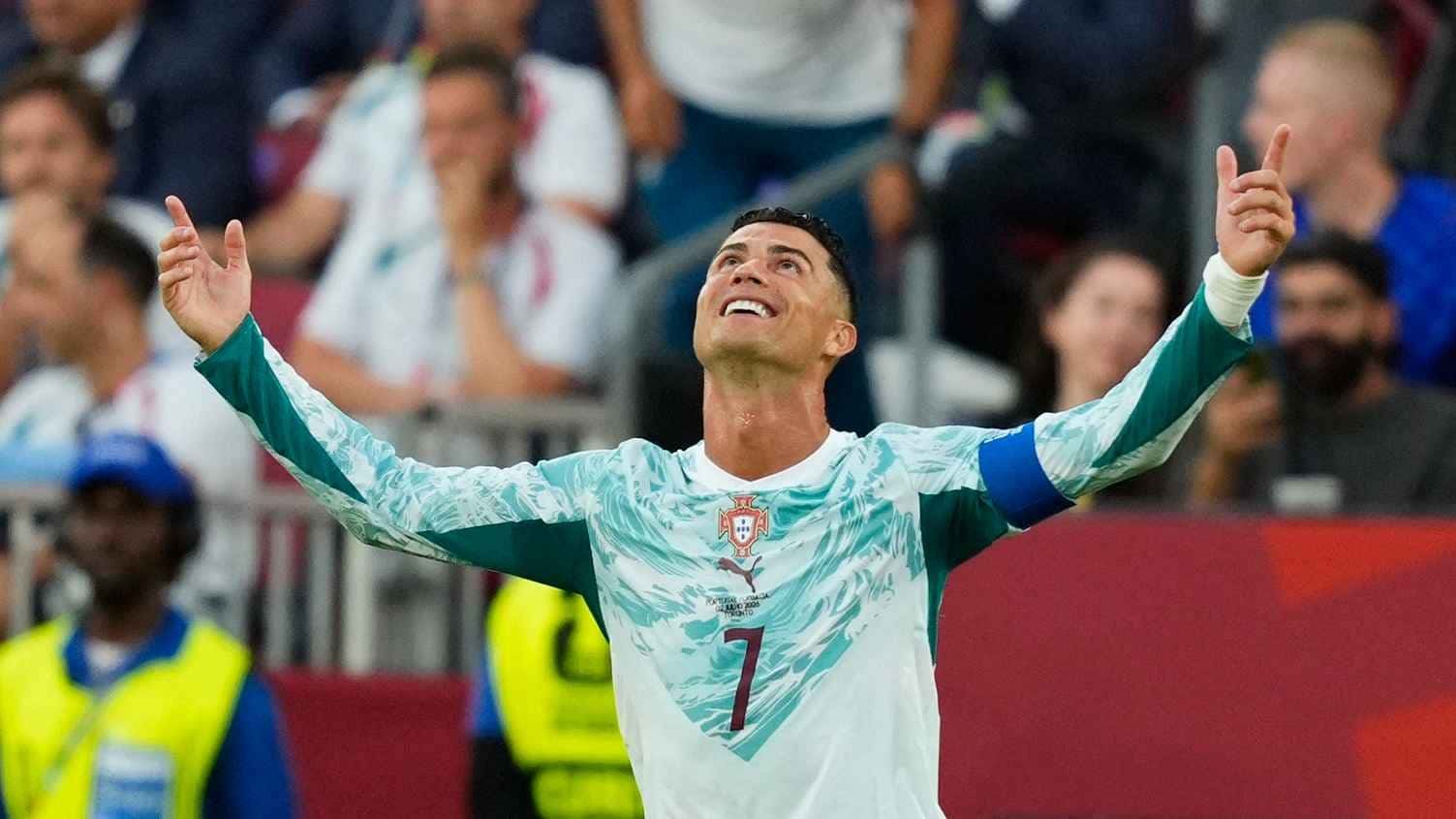 رونالدو يردد “بسم الله” قبل تنفيذ ركلة الجزاء أمام كرواتيا في مونديال 2026.. واللقطة تشعل مواقع التواصل