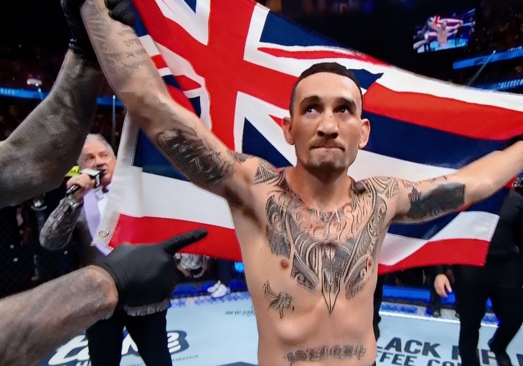 ليلة المفاجآت في UFC 329.. هولواي ينتصر على ماكغريغور في 69 ثانية وبيمبليت يحسم نزاله في أقل من دقيقة | نتائج العرض كاملة