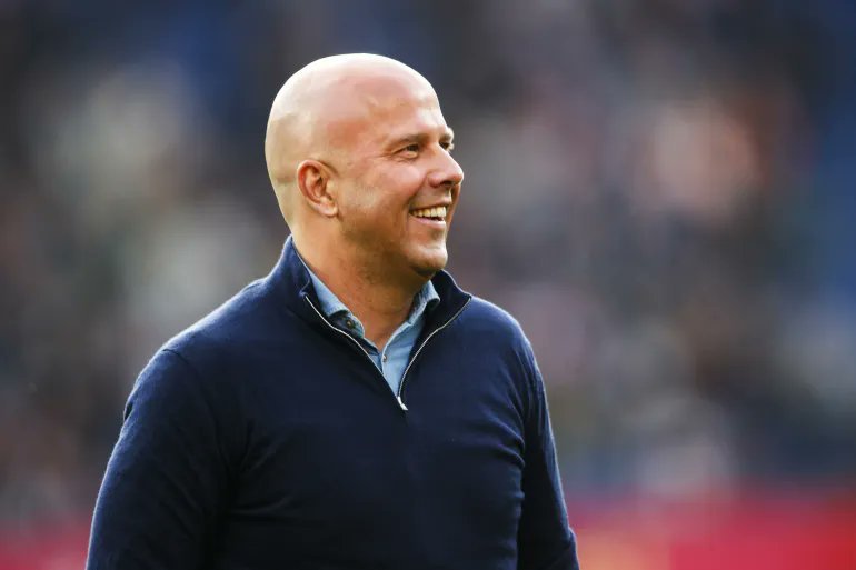 ليفربول يمهد الطريق لرحيل آرني سلوت إلى منتخب هولندا.. وترتيبات مالية تحسم الصفقة