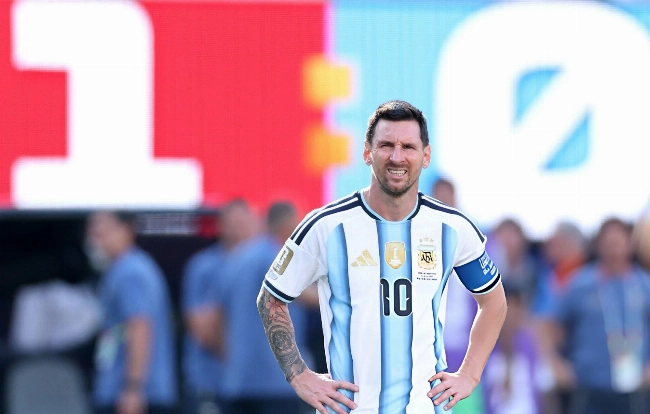 الاتحاد الدولي لتاريخ وإحصاءات كرة القدم (IFFHS) يمنح ميسي لقب أفضل لاعب في كأس العالم 2026 رغم خسارته الكرة الذهبية