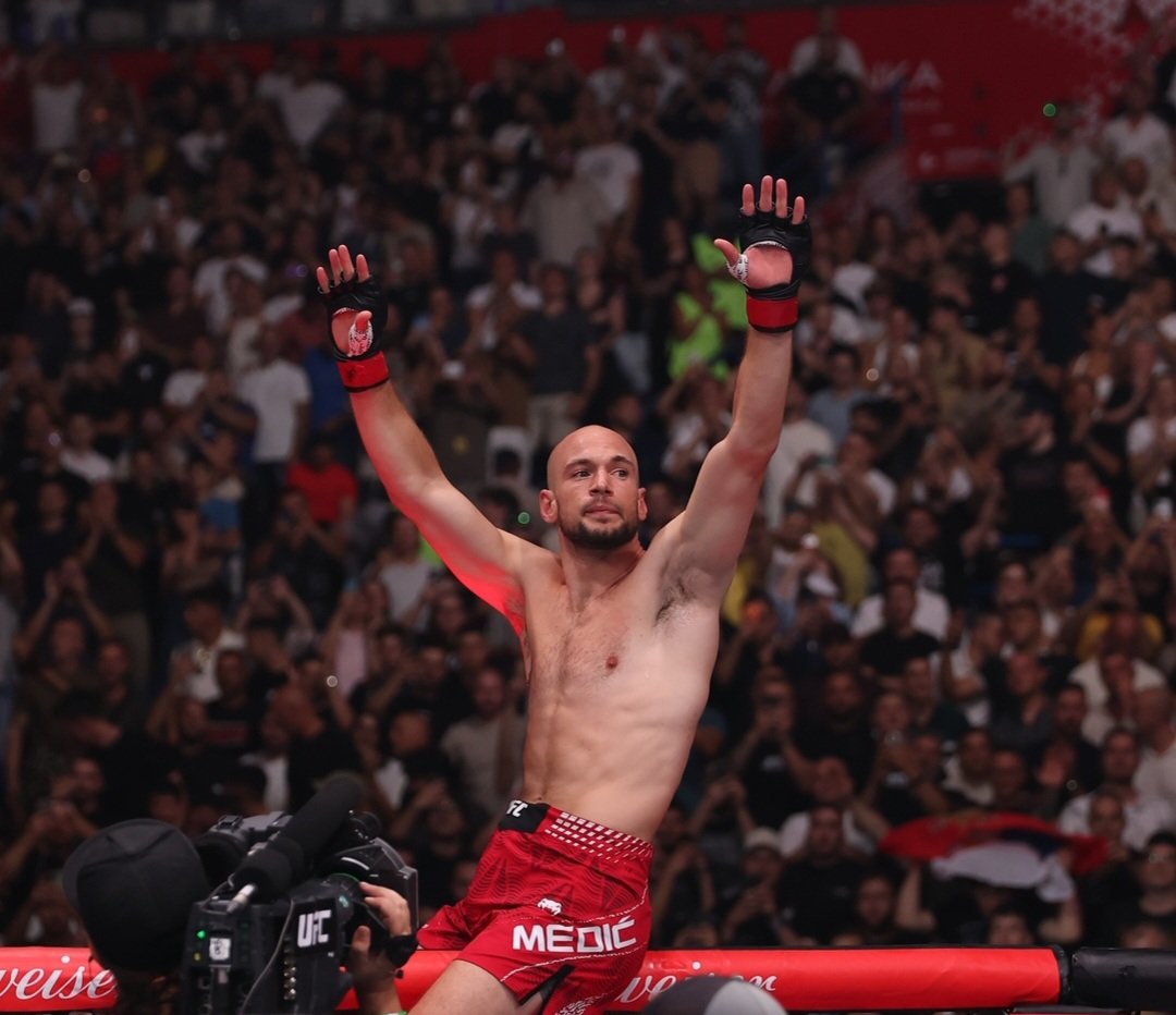 إشادات واسعة من نجوم UFC بعد انتصار أوروس ميديتش على دانيال رودريغيز خلال 30 ثانية في UFC Belgrade