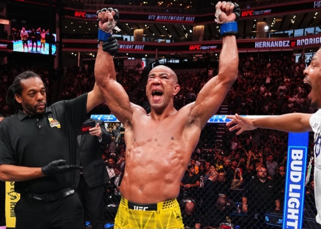 جريجوري رودريغيز يطالب بمواجهة نجم كبير بعد انتصاره الرابع تواليًا في UFC