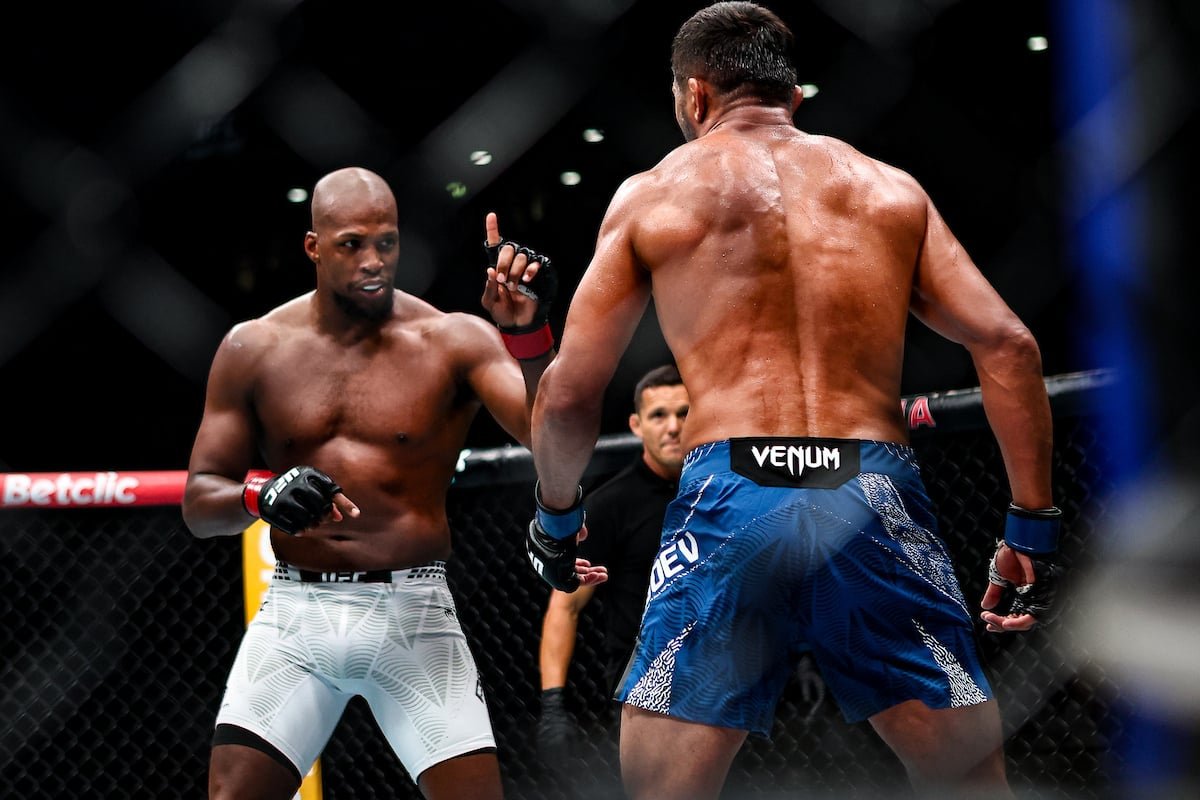 مايكل فينوم بيج يعترف بالإخفاق أمام روزيبويف ويكشف خطته للبقاء في UFC
