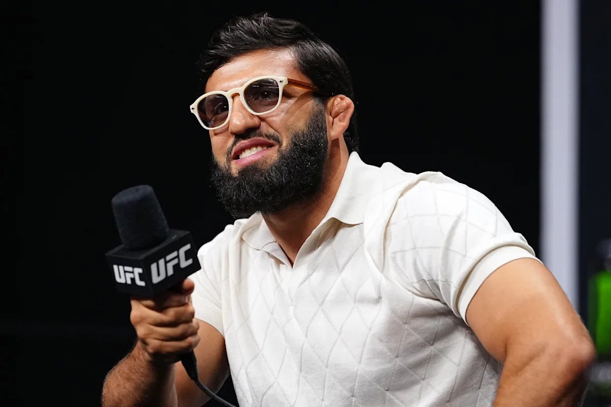 أرمان تساروكيان يضع كل شيء على المحك أمام ماوريسيو روفي في UFC 331