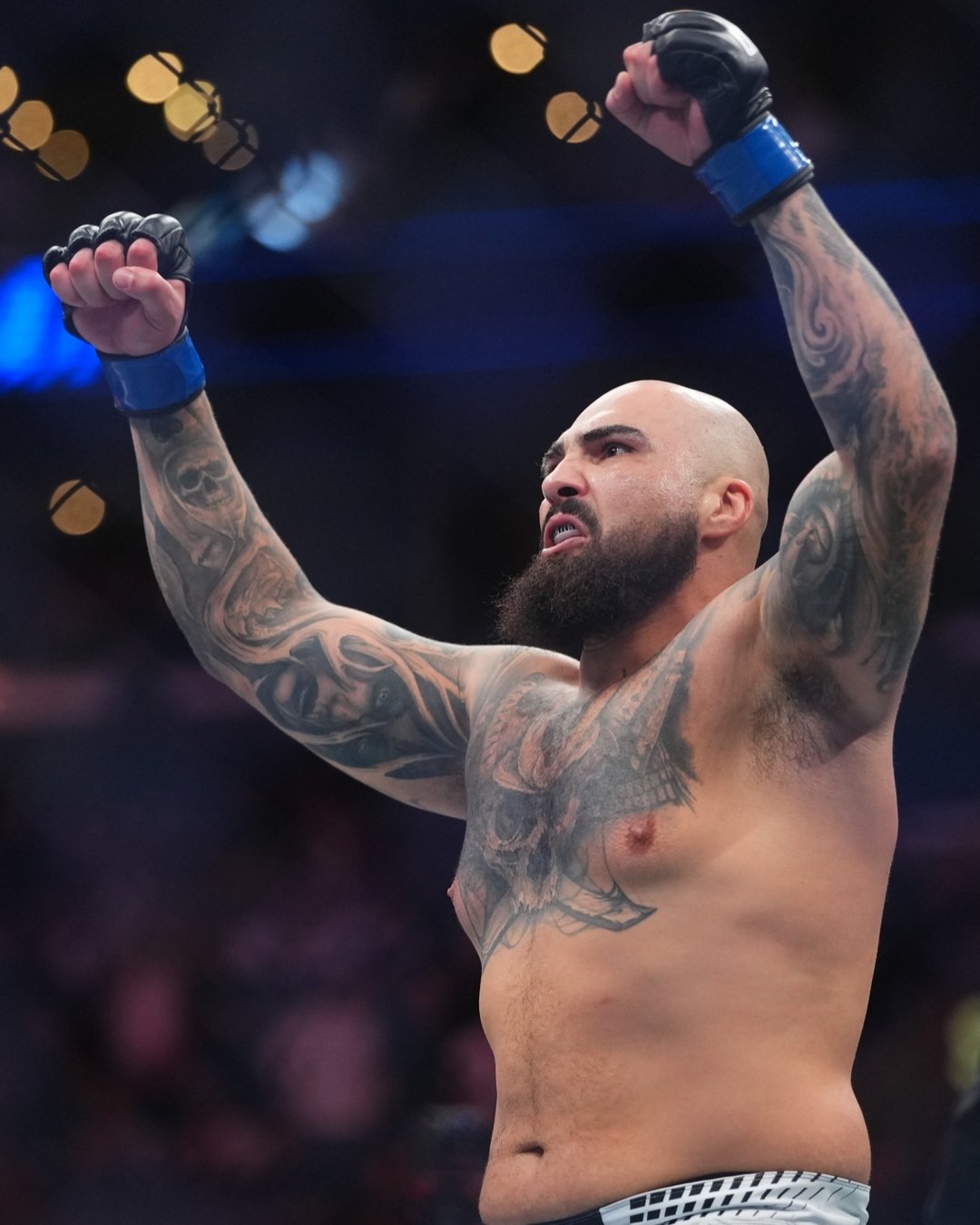 شون شرف يصعق جيبل ستيفسون في 12 ثانية ويحقق مفاجأة مدوية في UFC 331