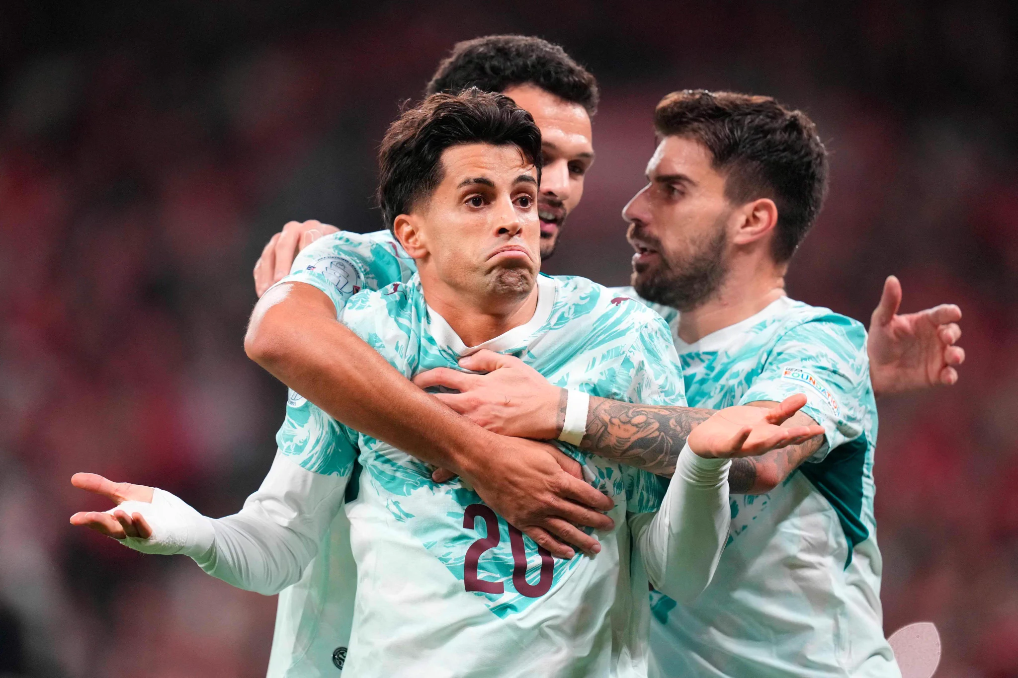 أزمة رونالدو تخيم على فرحة البرتغال بعد الفوز على الدنمارك