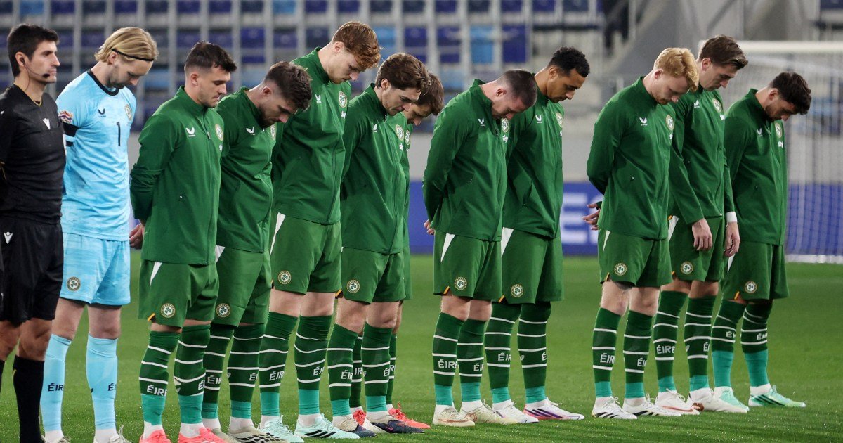 بالرؤوس والشارات نفسها.. أيرلندا تجدد موقفها الاحتجاجي أمام الكيان الصهيوني