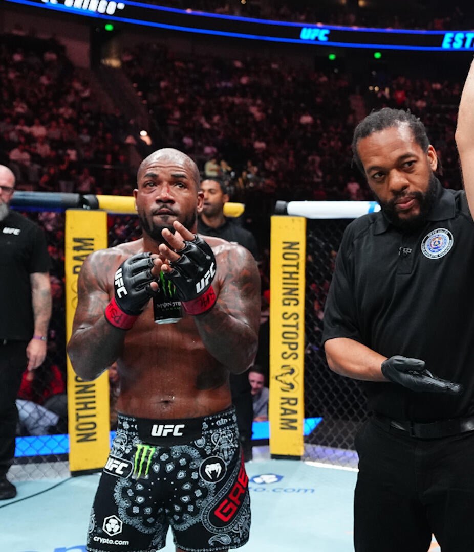 كينغ غرين يعترض على إيقاف نزال UFC 332 بعد سقوطه أمام ريبوفيتش