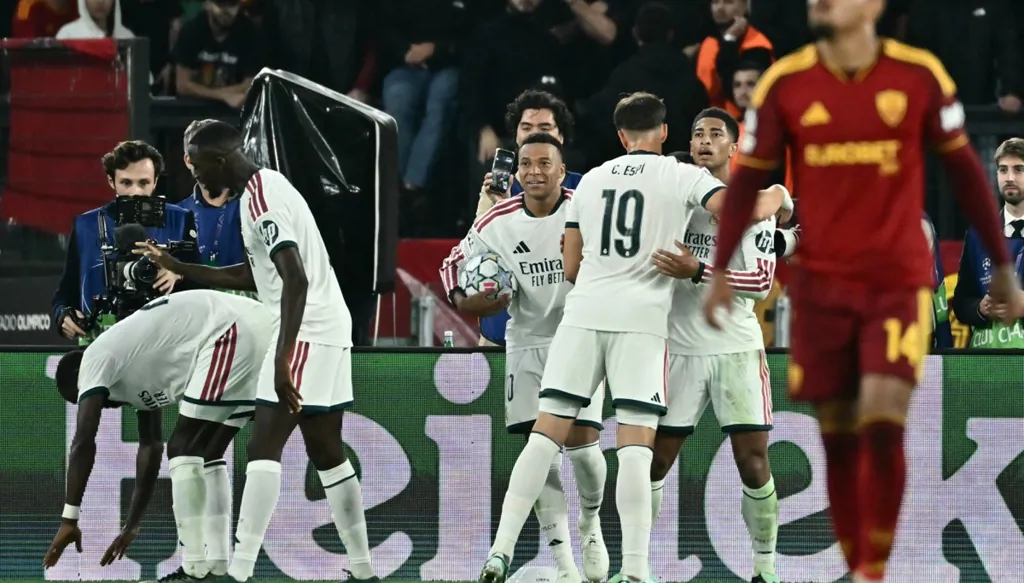 ريال مدريد يصعق روما بريمونتادا مجنونة ويخطف الفوز في اللحظات الأخيرة