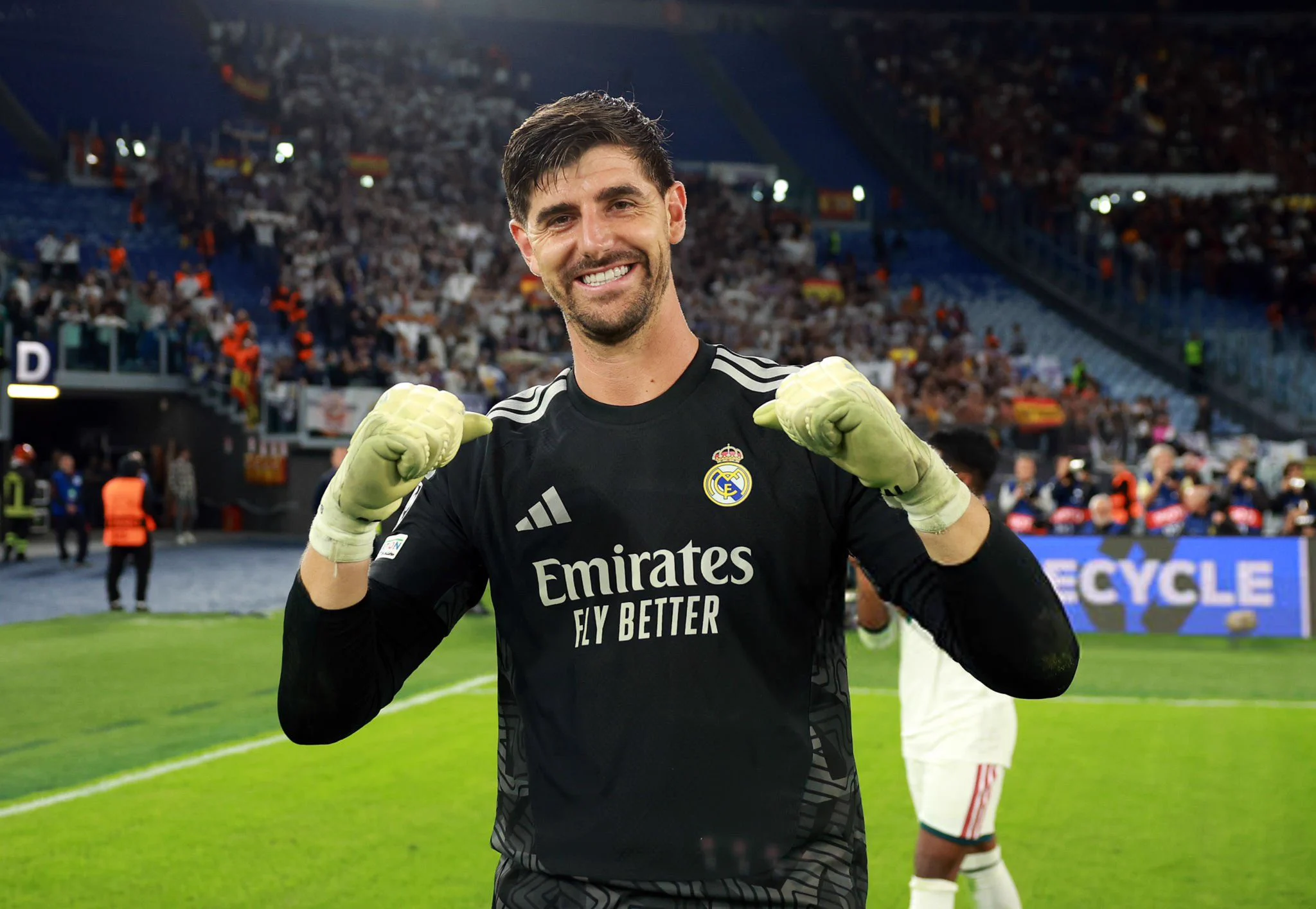 تيبو كورتوا ينقذ ريال مدريد من الانهيار الدفاعي.. أرقام صادمة تكشف حجم الأزمة