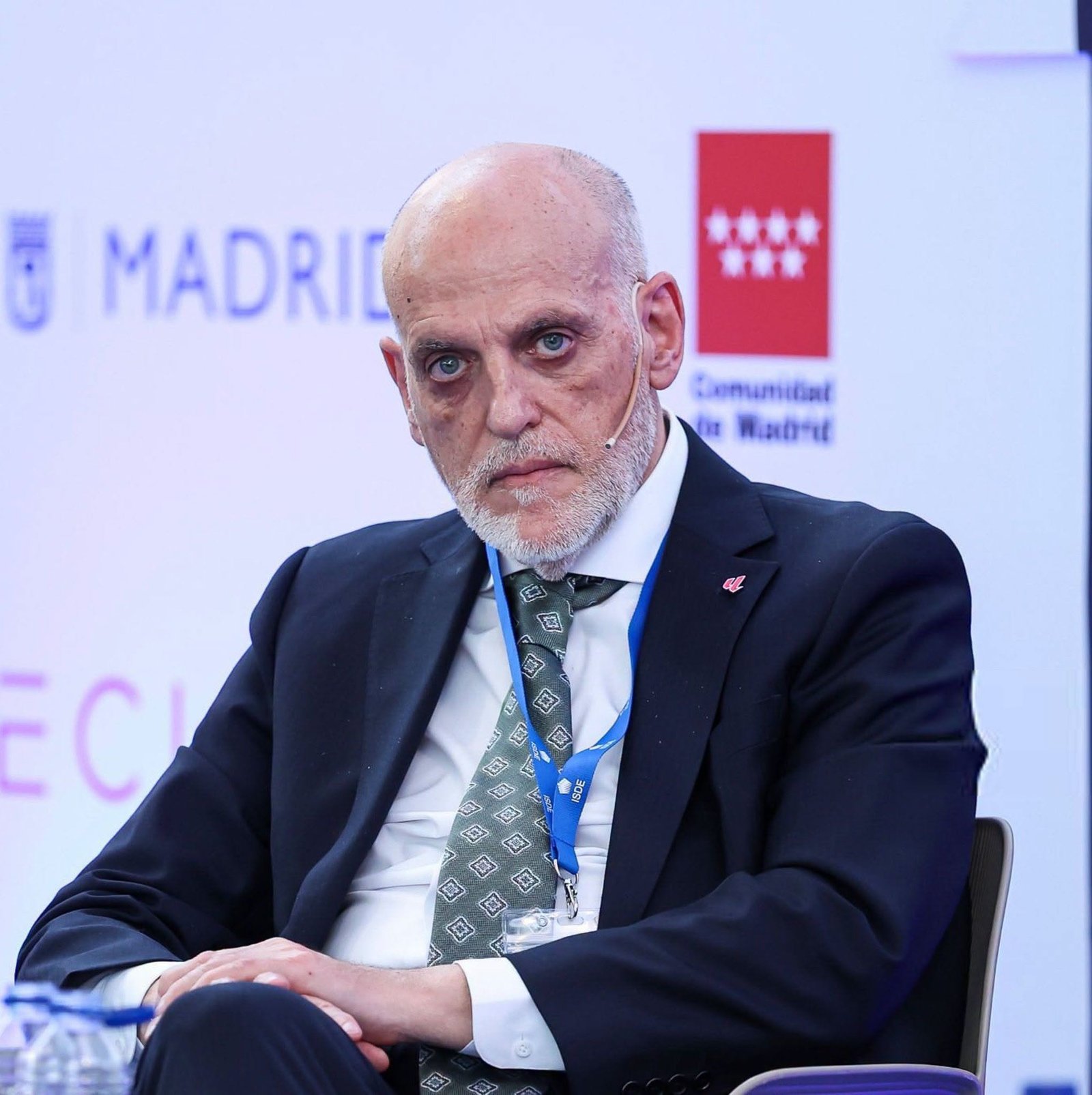 تيباس يتمسك بتصريحاته ضد قناة ريال مدريد ويرد على مطالبات استقالته