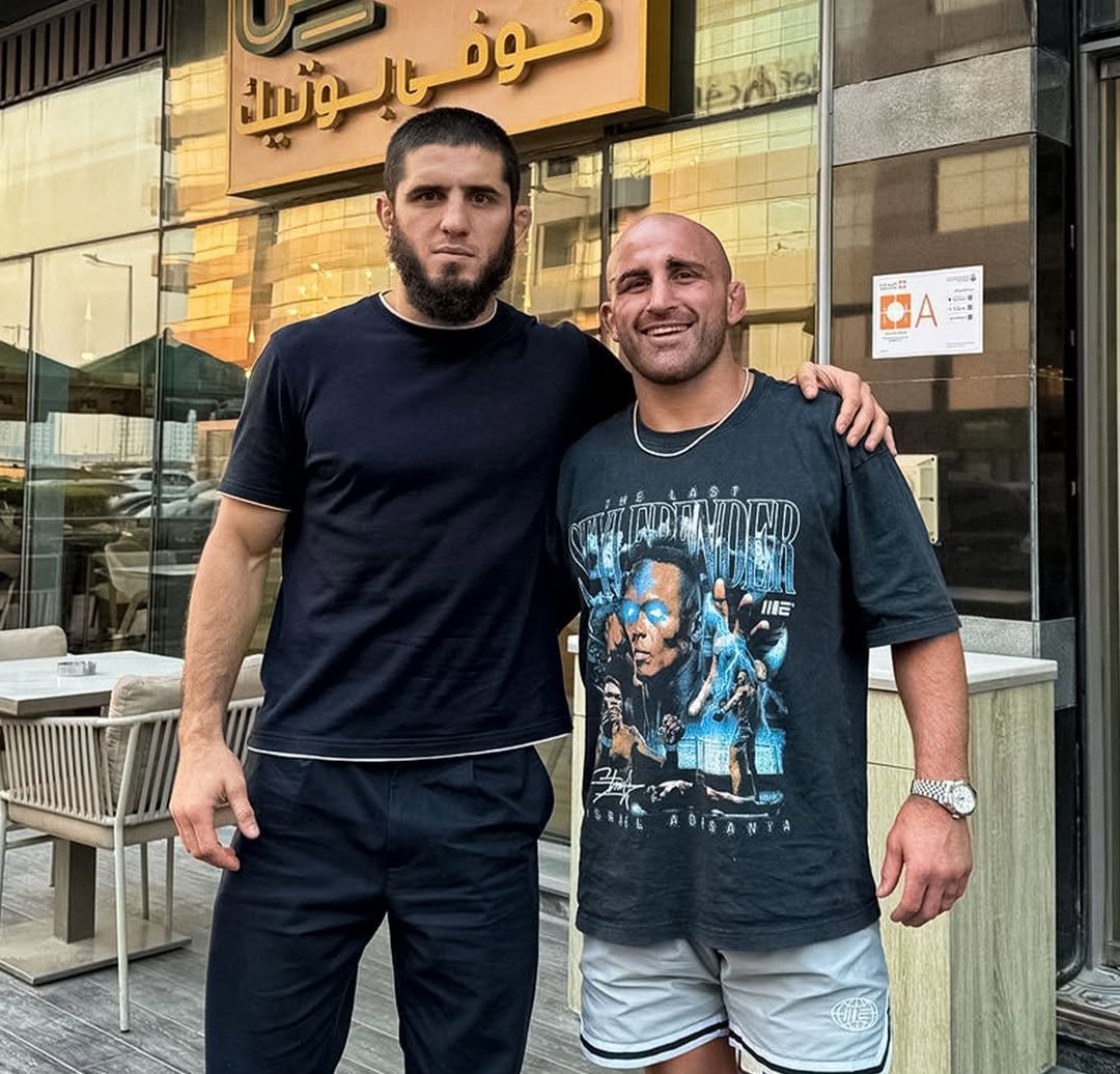 ألكسندر فولكانوفسكي يكشف سر احترامه الكبير لإسلام ماخاشيف وتخطيطه لزيارة داغستان