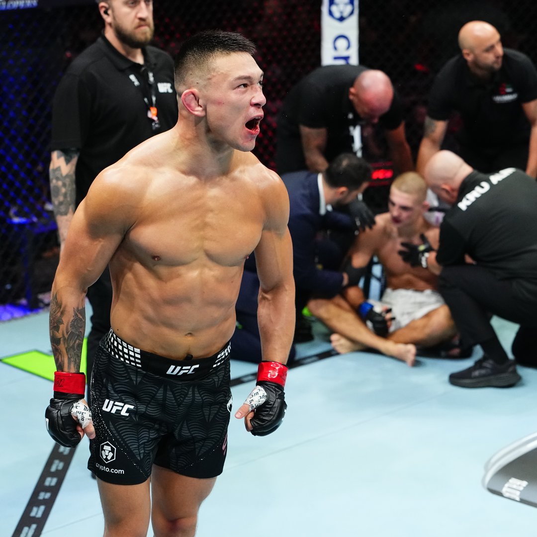 كودي ستيلي يحسم نزاله بالضربة القاضية في الجولة الأولى خلال UFC 333