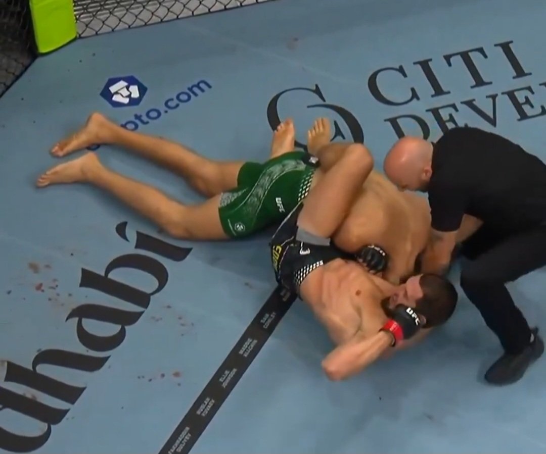 أبوس ماجوميدوف يخضع كام روستون في أقل من دقيقتين خلال UFC 333